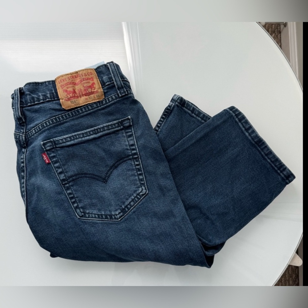 Levi's 514 Straight Fit Dark Wash Blue Denim Jeans 32 x 34 Classic Style